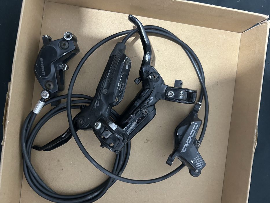 Hamulce sram code 4 tloczki