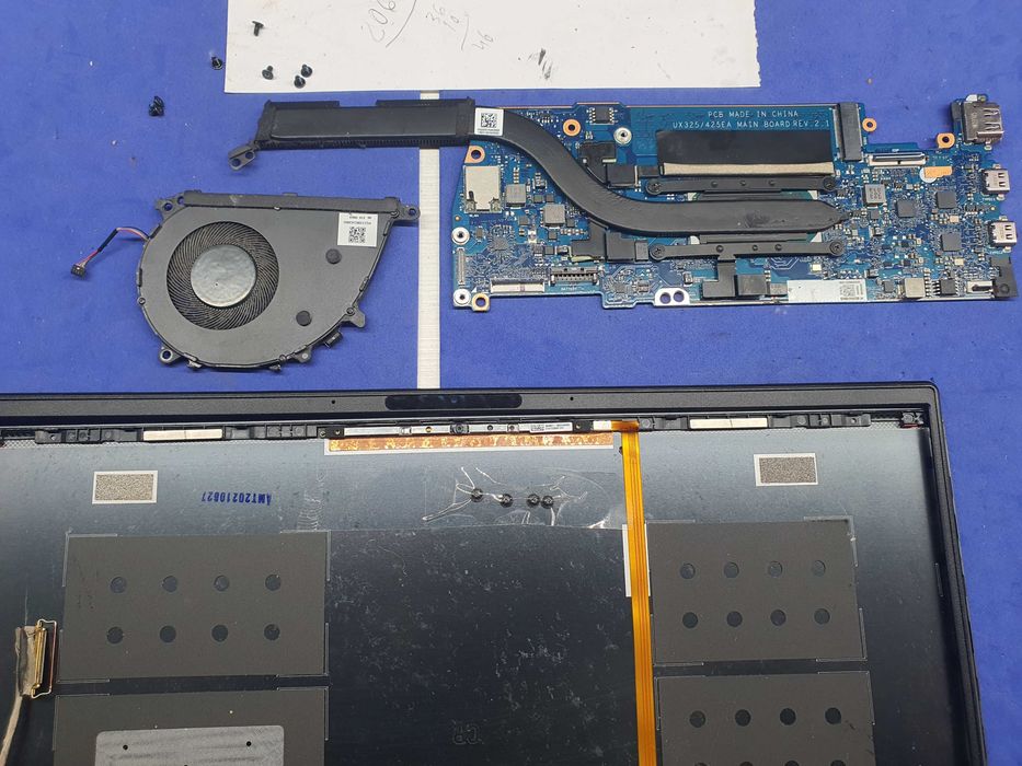 Asus Zenbook 14 UX425E - Peças