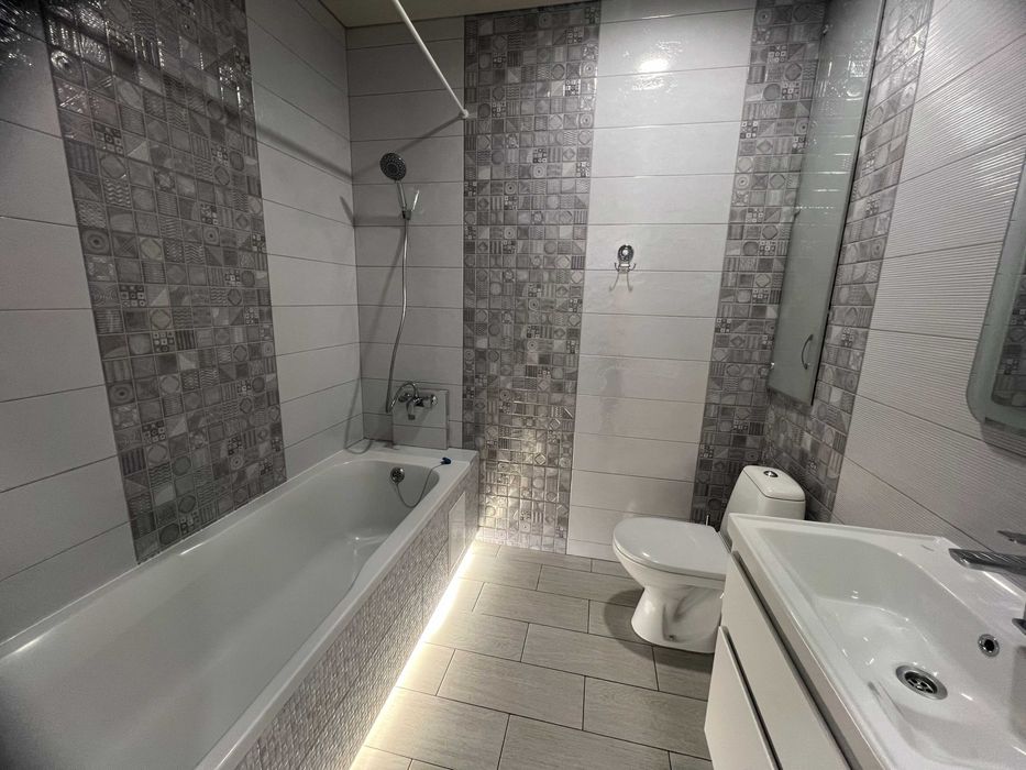 Квартира з ремонтом в сучасному ЖК в Приморського району