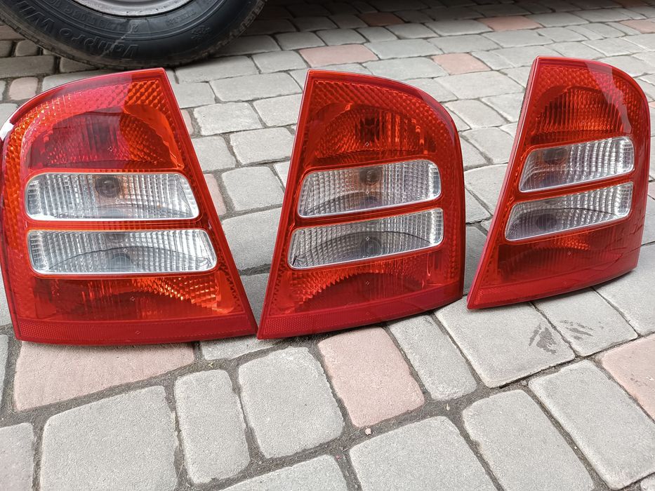 Задній фонар Стоп Шкода Октавія тур