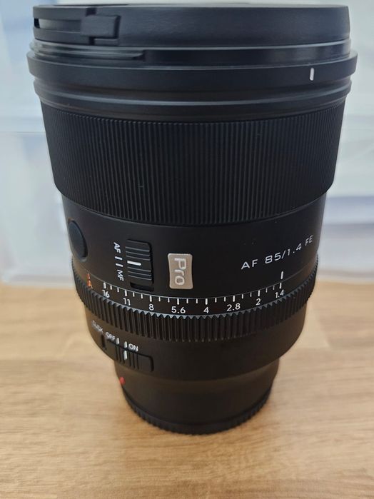 Viltrox 85mm f/1.4 para Sony E (Excelente estado)