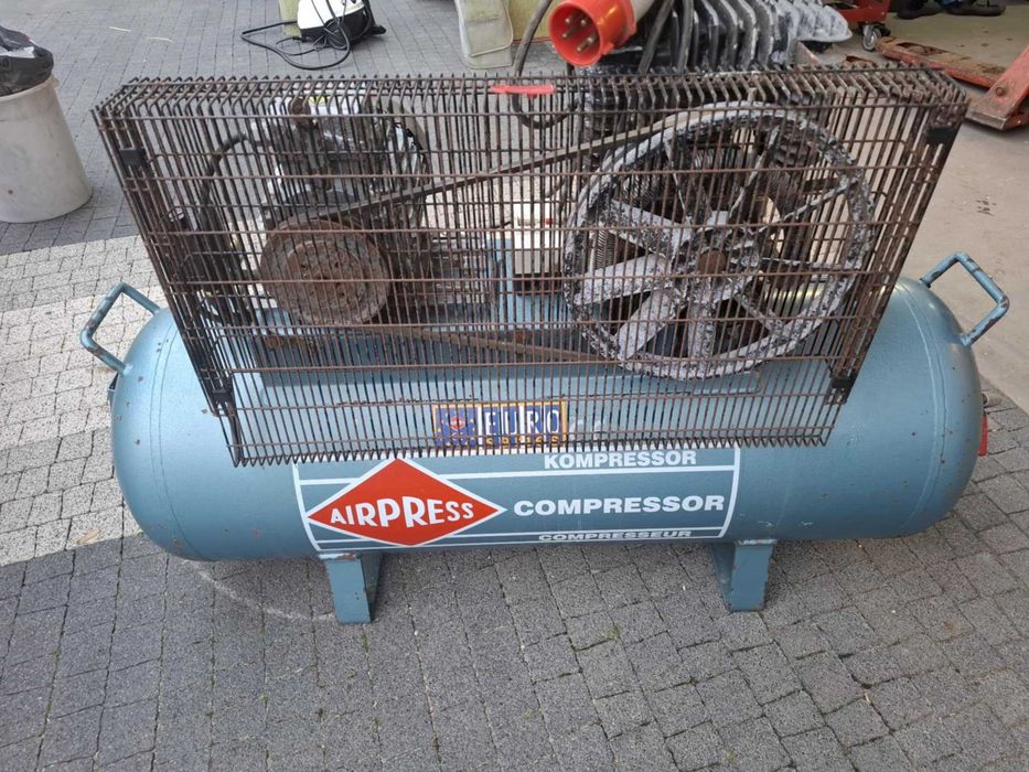 Kompresor Airpress 200L