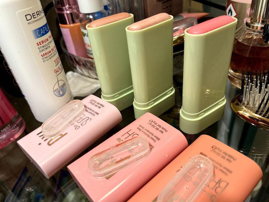 Zestaw 3 stickow Pixi Beauty On-the-Glow (BRONZE, BLUSH, SUPERGLOW)