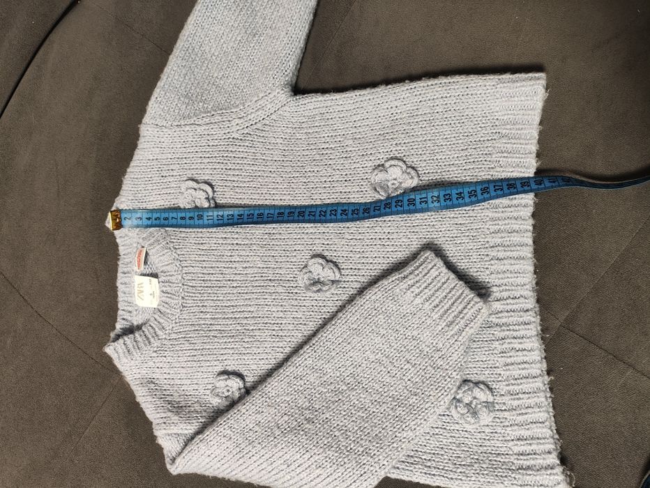 Zara  светр 110,  штани 116