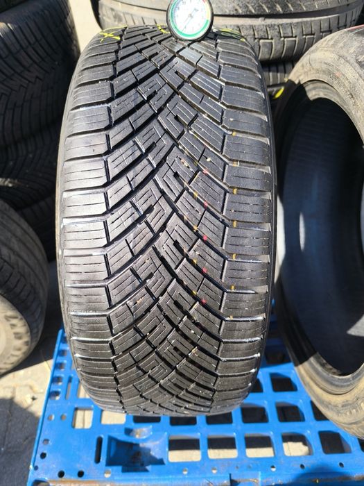 Opona Continental Allseason contact 2 225/40/18 pojedynka