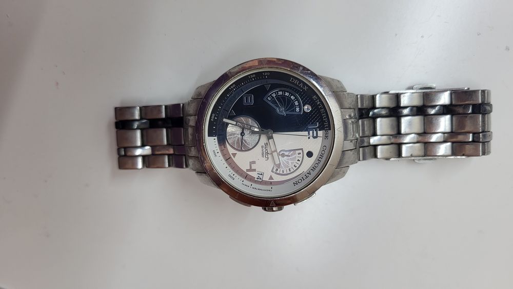 Relógio Swatch - James Bond 007 - YRS410G