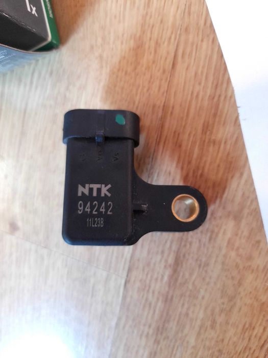 94242 NTK NGK датчик тиску у впускному колекторі, map