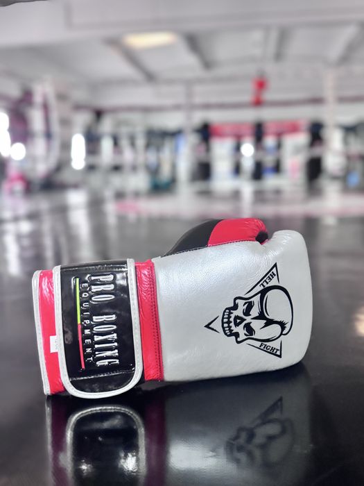 LUVAS EM PELE NOVAS HELL FIGHT