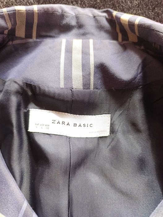 Gabardina curta da Zara