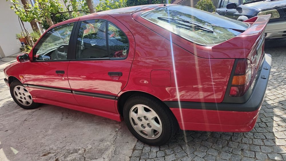 Carro Nissan Primera