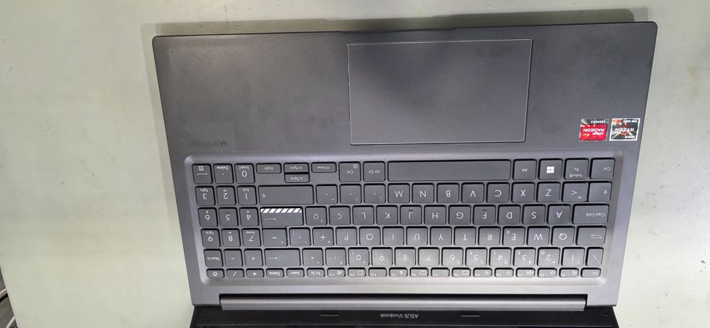 ASUS Vivobook 15 Oled M1505Ya-R77Bohdpb1 R7-7730U 16Gb 256Tb 15.6'' Oled W11H