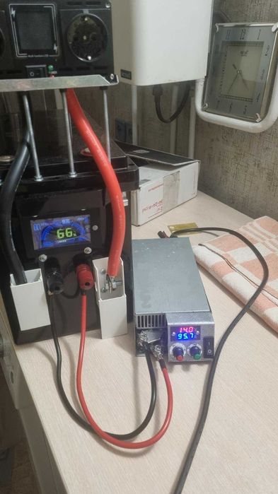 Зарядний 12В 14.4В 130А 4S liFePo4 тихий 1600W зарядка зарядное блок живлення питания