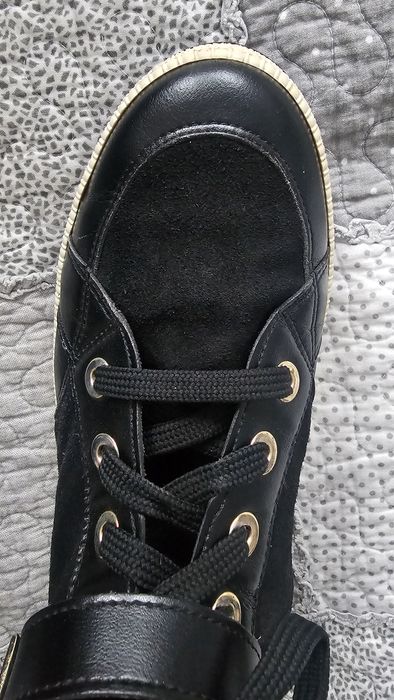 Moshino śliczne sneakersy