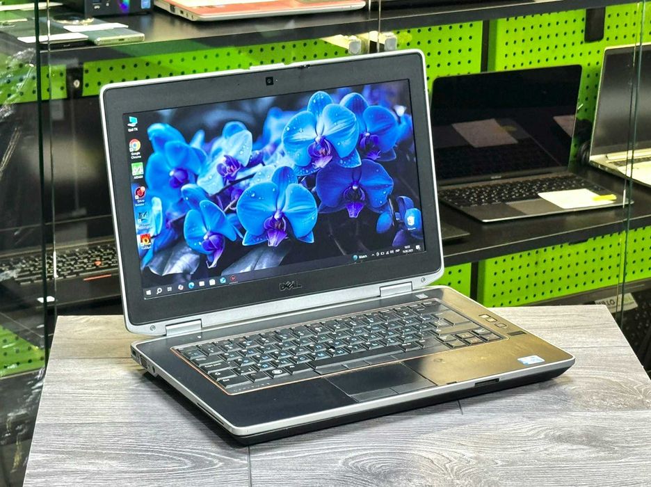 Нутбук Dell | 14 дюймів | металевий корпус | нова батарея