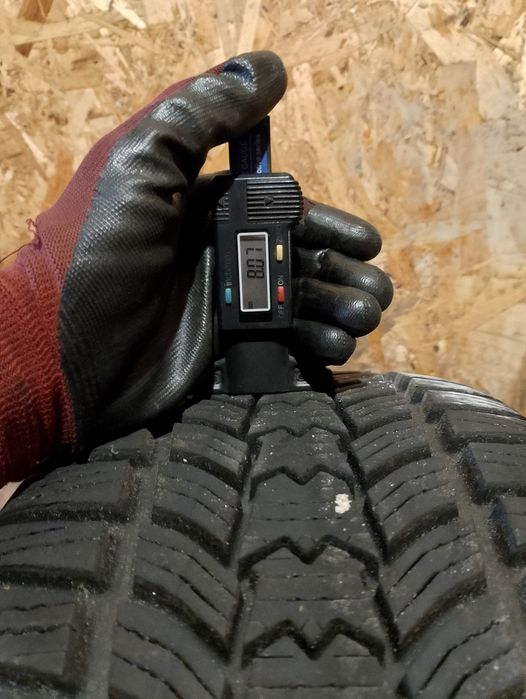 Шини Sava Eskimo HP2 215/55 R16 93H Б/У 8 мм