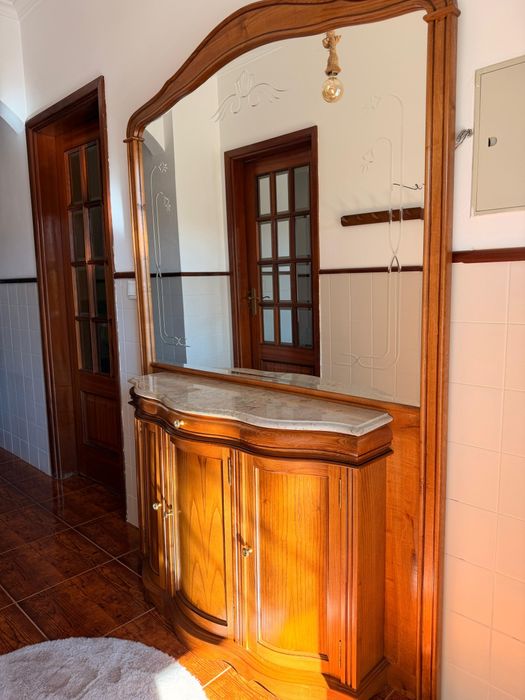 Sapateira com espelho