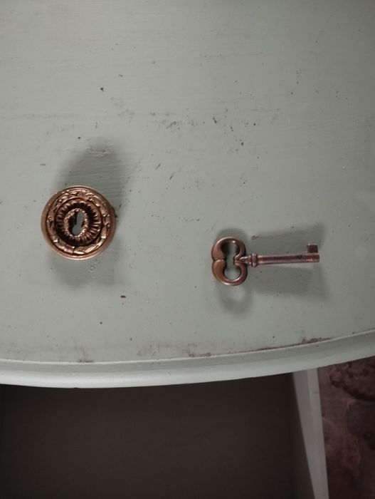 Móvel vitrine antigo