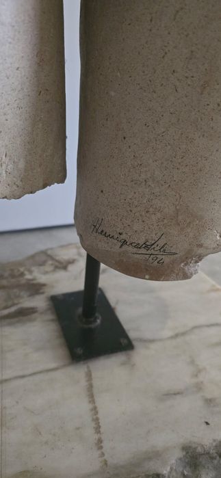 Esculturas em massa Pedra, Figura Feminina