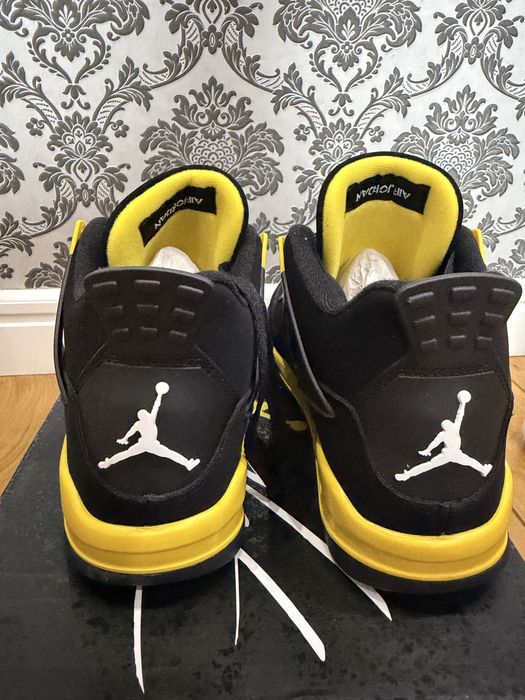 Nike Air Jordan 4 Retro rozmiar 43 Nowe Orginalne