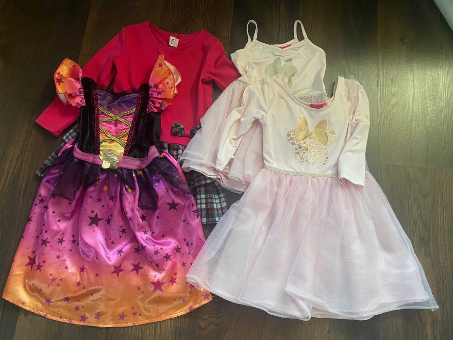 Sukienka - 4 sztuki - rozmiar 104