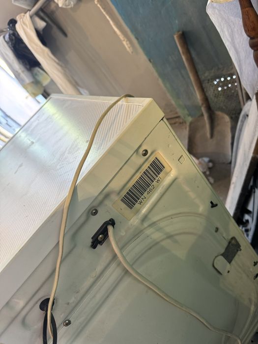 Стиральная машина рабочая