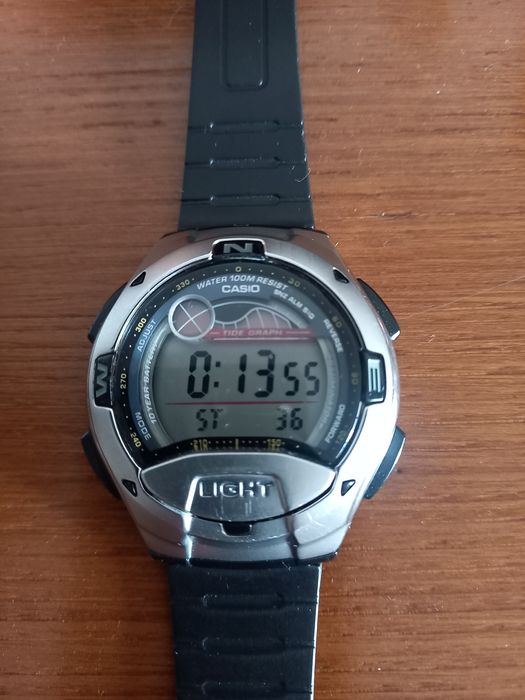 Relógio Casio digital.