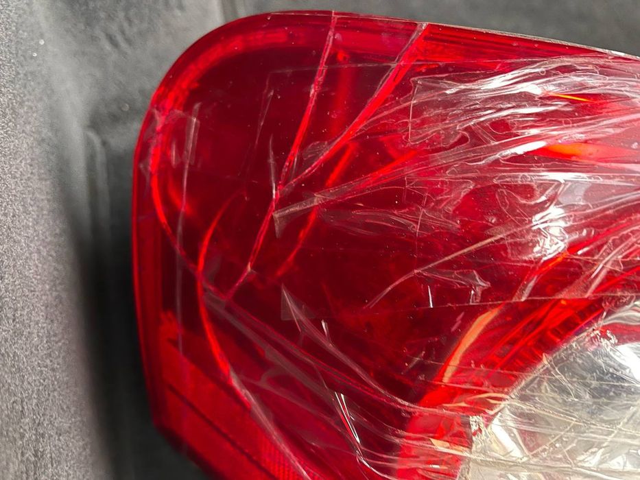 Задні ліхтарі Vw Passat b6 універсал