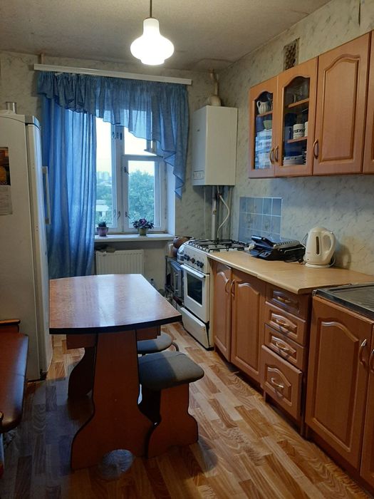 Сдаю 3к  квартиру   с Агв в центре , возможно на короткий  срок