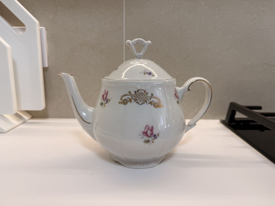 Заварник і молочник з квітами ГДР