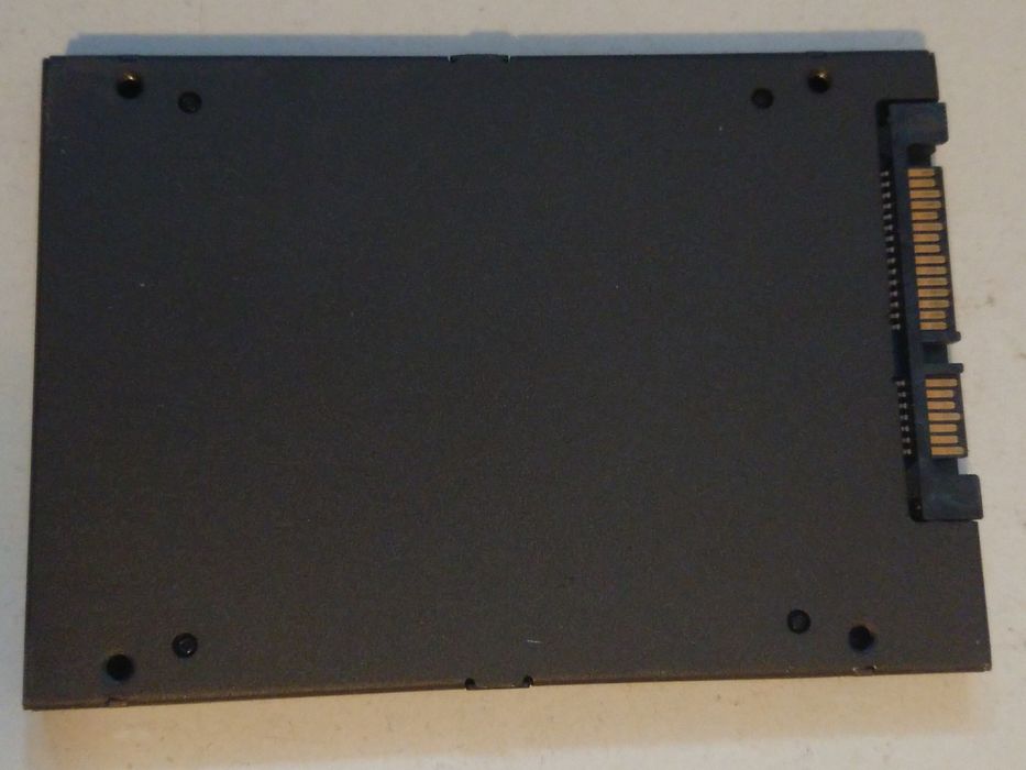 Ssd 128 kc400 справний