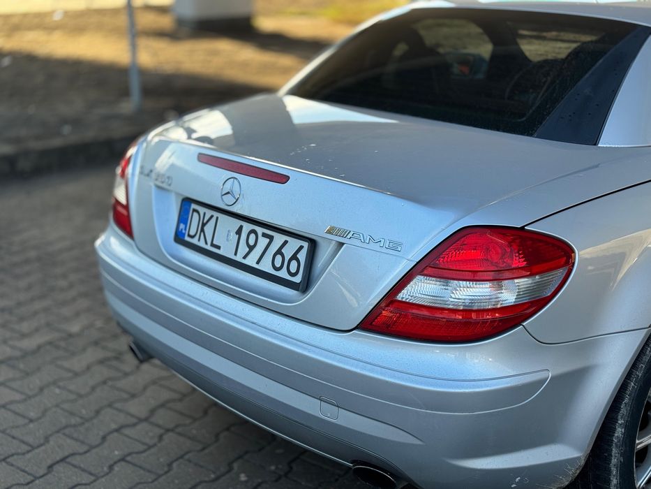 Mercedes-Benz SLK350  – AMG • 272 KM • V6 • Hardtop Cabrio