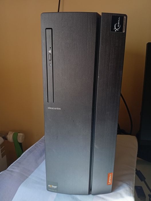 Lenovo Ideacentre Ryzen5 2400G 
Processador AMD Ryzen5  2400G