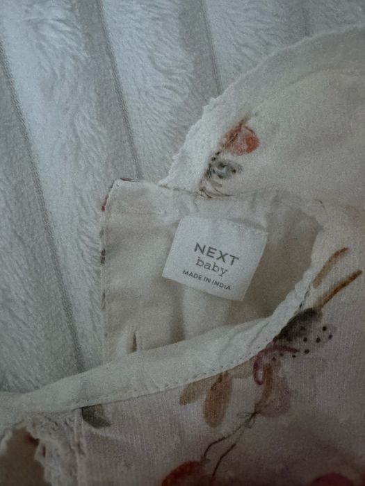 плаття на  9-12 місяців