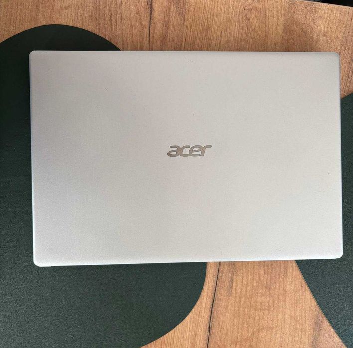 Acer Aspire 3 15.6 full hd,AMD Ryzen