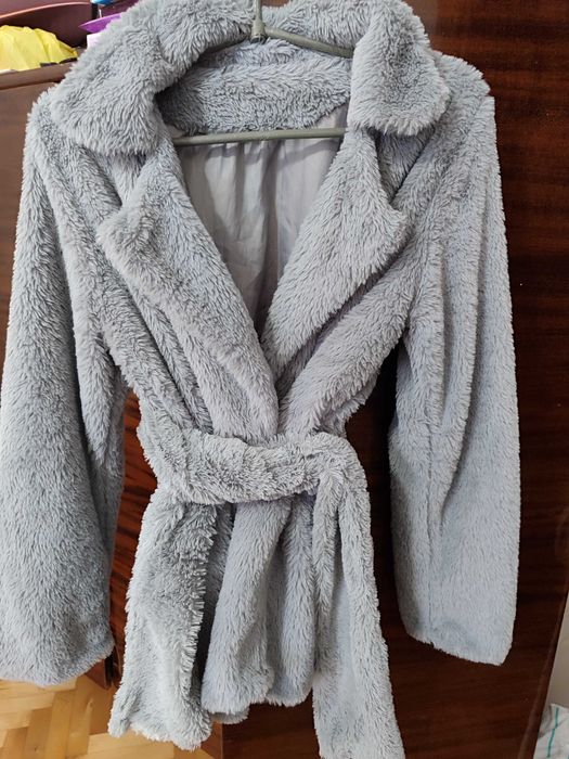 Еко шубка сірого кольору