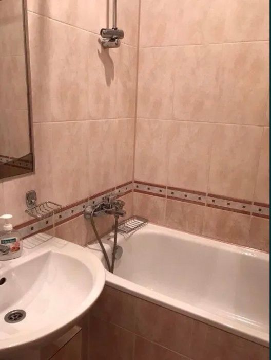 КРУТОЙ 4-х местный ХОСТЕЛ в СОЛОМЕНСКОМ районе по улице Протасов яр!