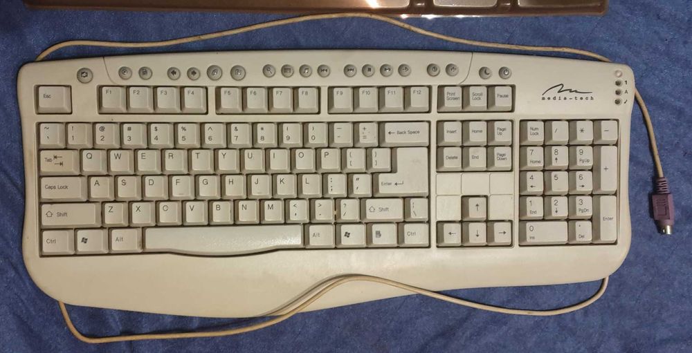 Stara klawiatura retro