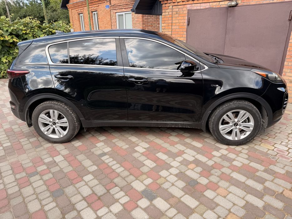 Продам Kia Sportage