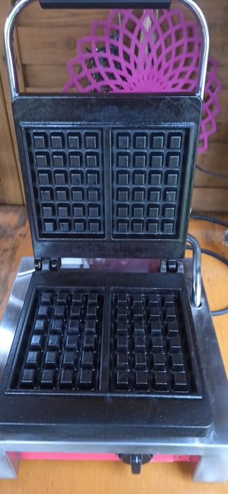 Gofrownica  rewolucjon 1500w