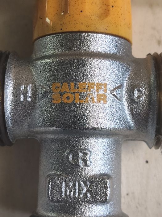 Válvula para painel solar