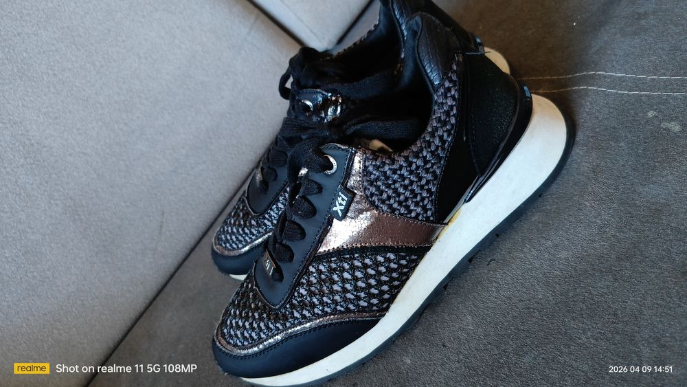 Sneakersy XTI 140094.