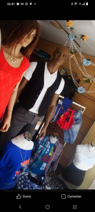 Mobiliário em inox e acessórios para loja