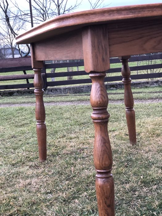 Стіл масив верх шпон привезений з Бельгії