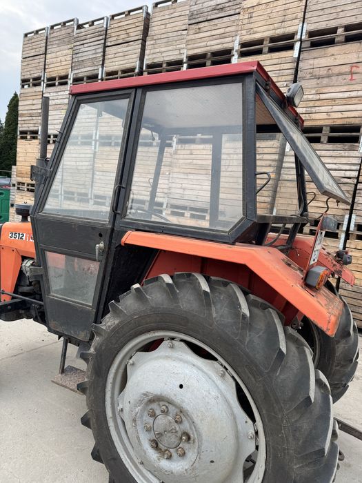 Kabina URSUS 3512