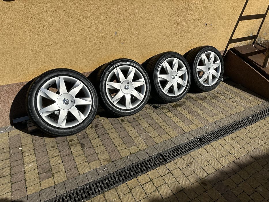 R17 4x100 дачія рено ціна з колесами