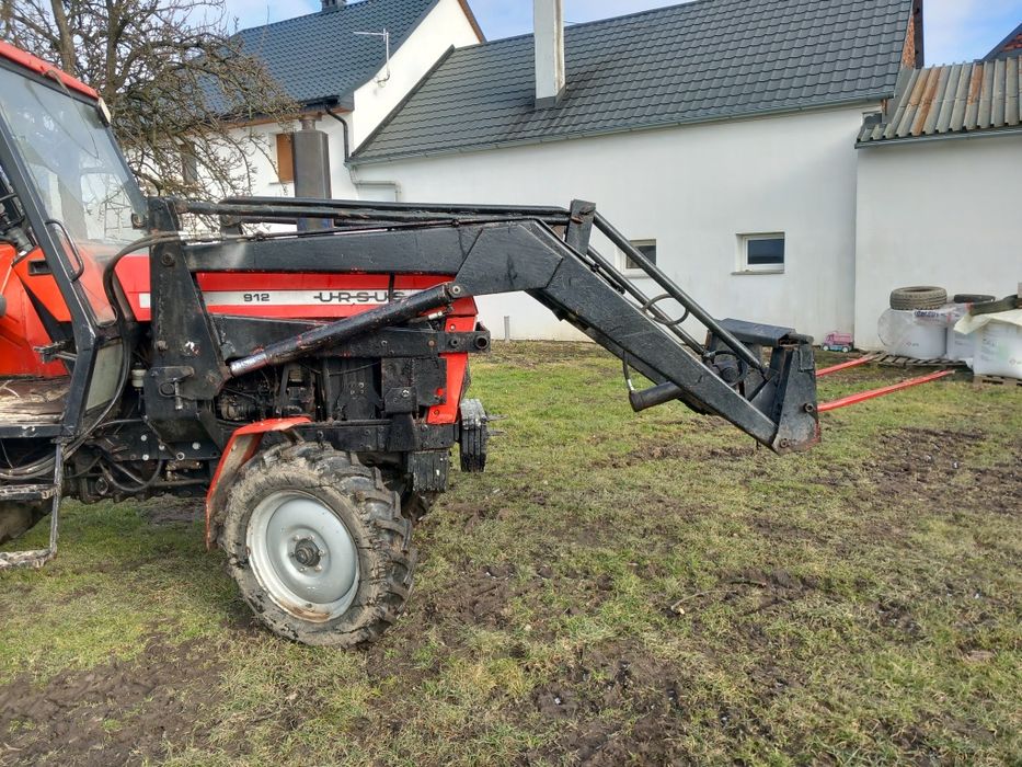 Tur do ursusa c-385 , 912 i pochodne