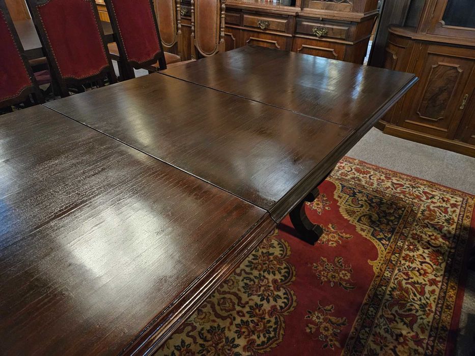 Mesa de sala em madeira - extensível - Só a mesa as cadei