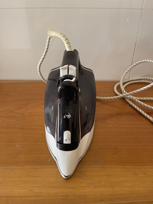 Ferro de engomar Rowenta effective