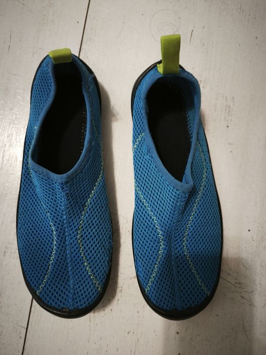 buty do wody na kamienista plaze 35