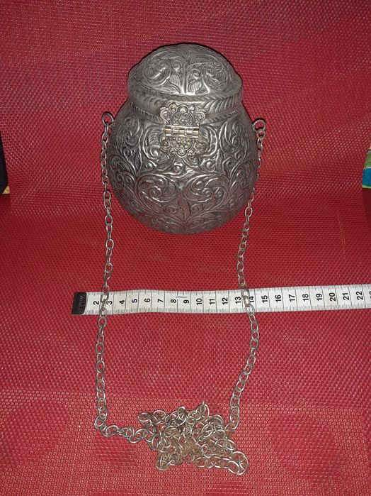 Pochet / Malinha  Prateada